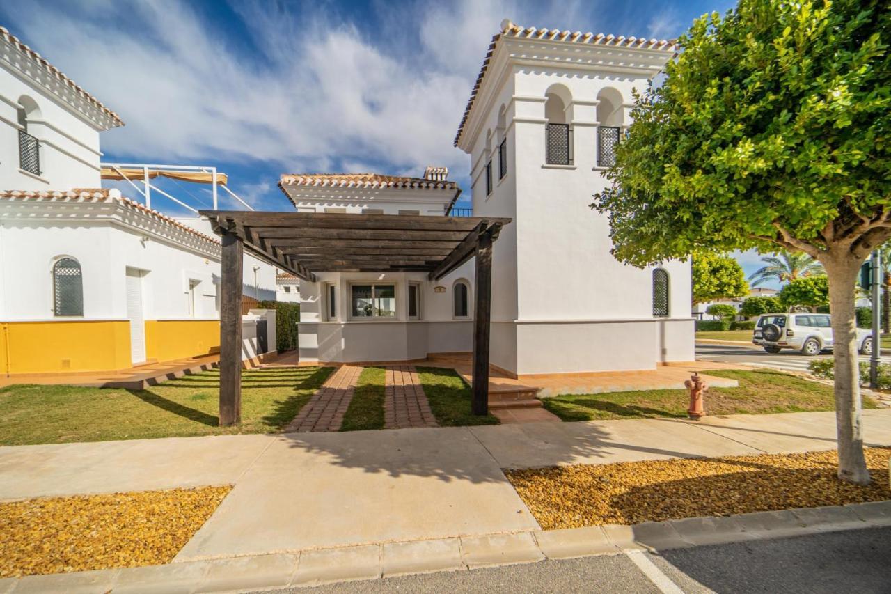 Villa Mit Privatem Pool, Zentrumsnah Roldán エクステリア 写真