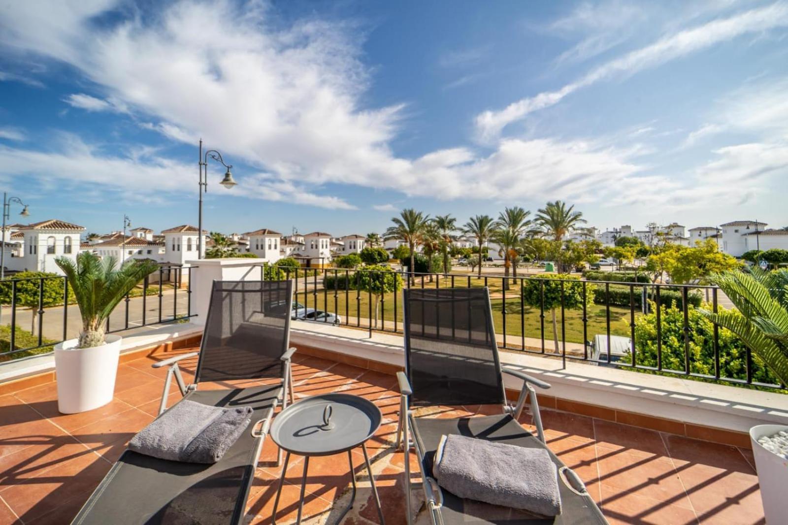 Villa Mit Privatem Pool, Zentrumsnah Roldán エクステリア 写真